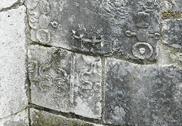 Blocchi con Signa Militaria