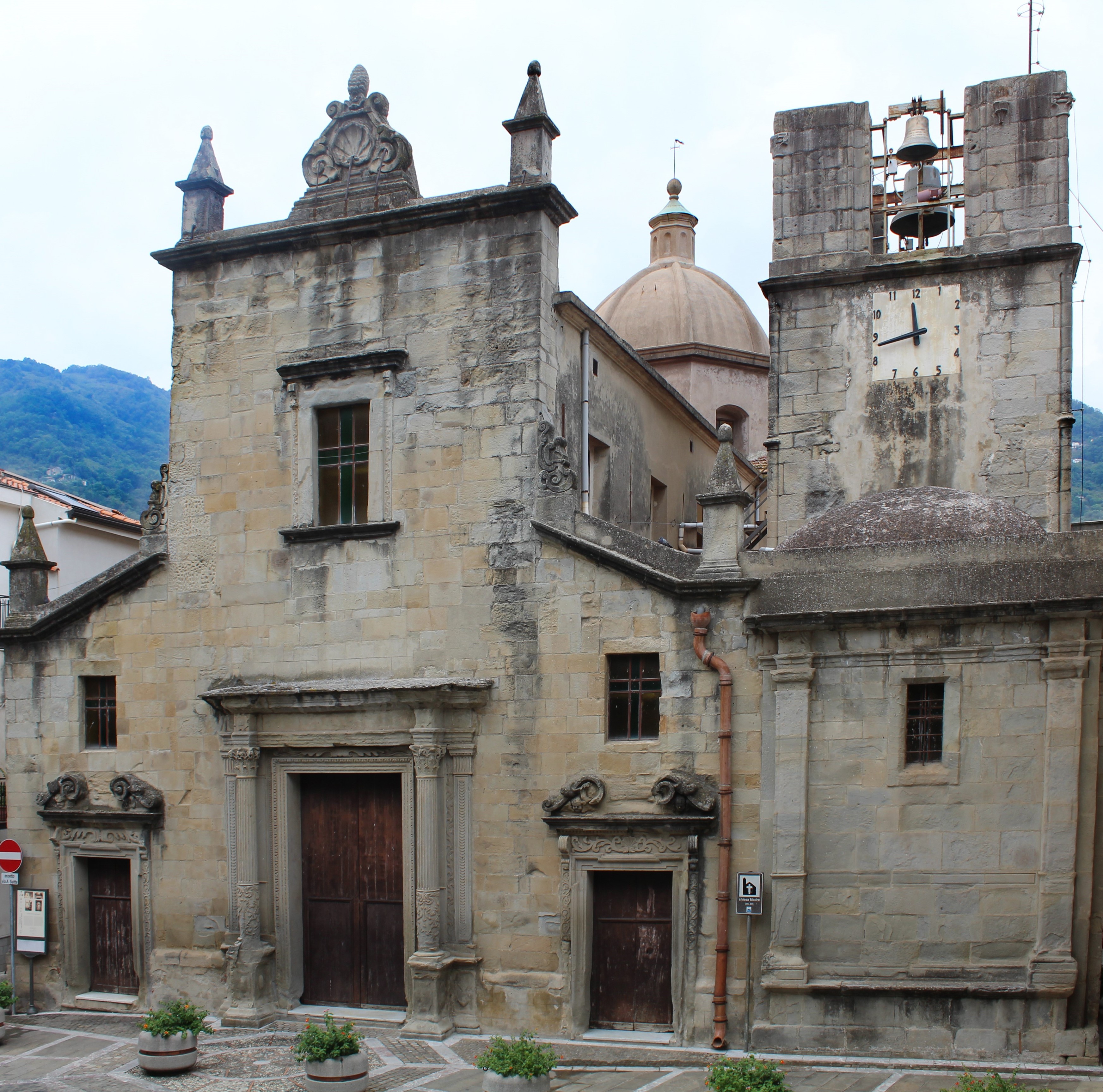 Chiesa Madre dedicata a Santa Maria